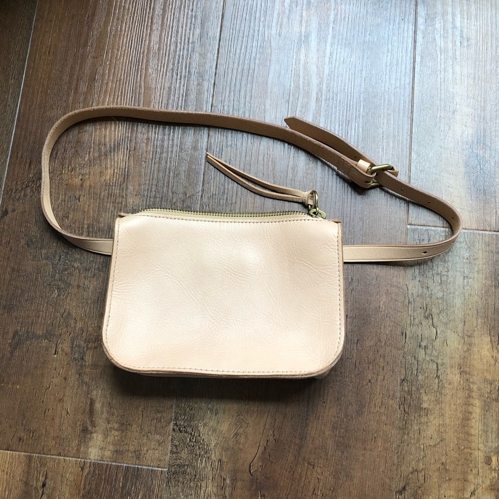 Madewell simple pouch belt bag/fanny pack